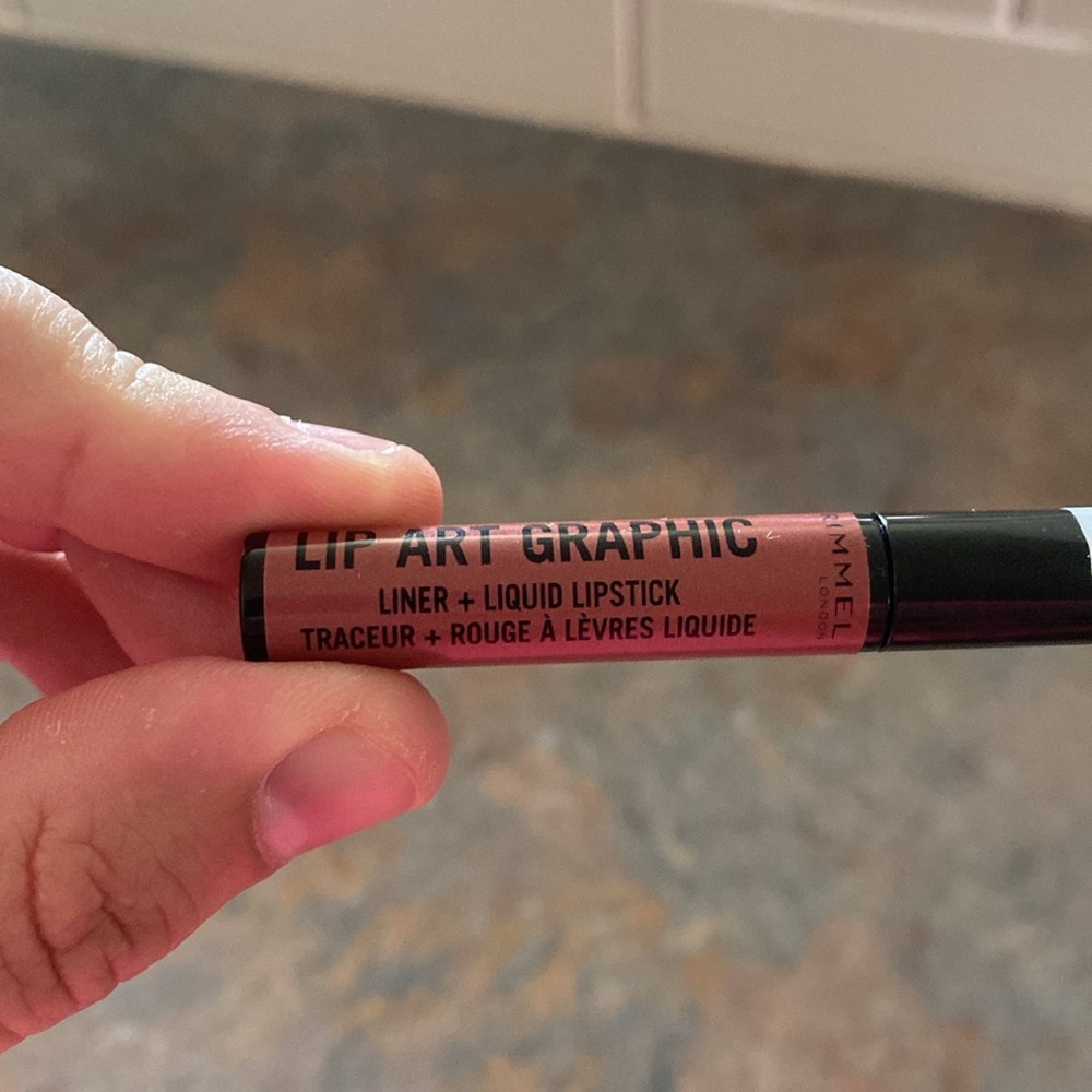 Lip Art Graphic Liner and Liquid Lipstick NIP - Picture 2 of 3